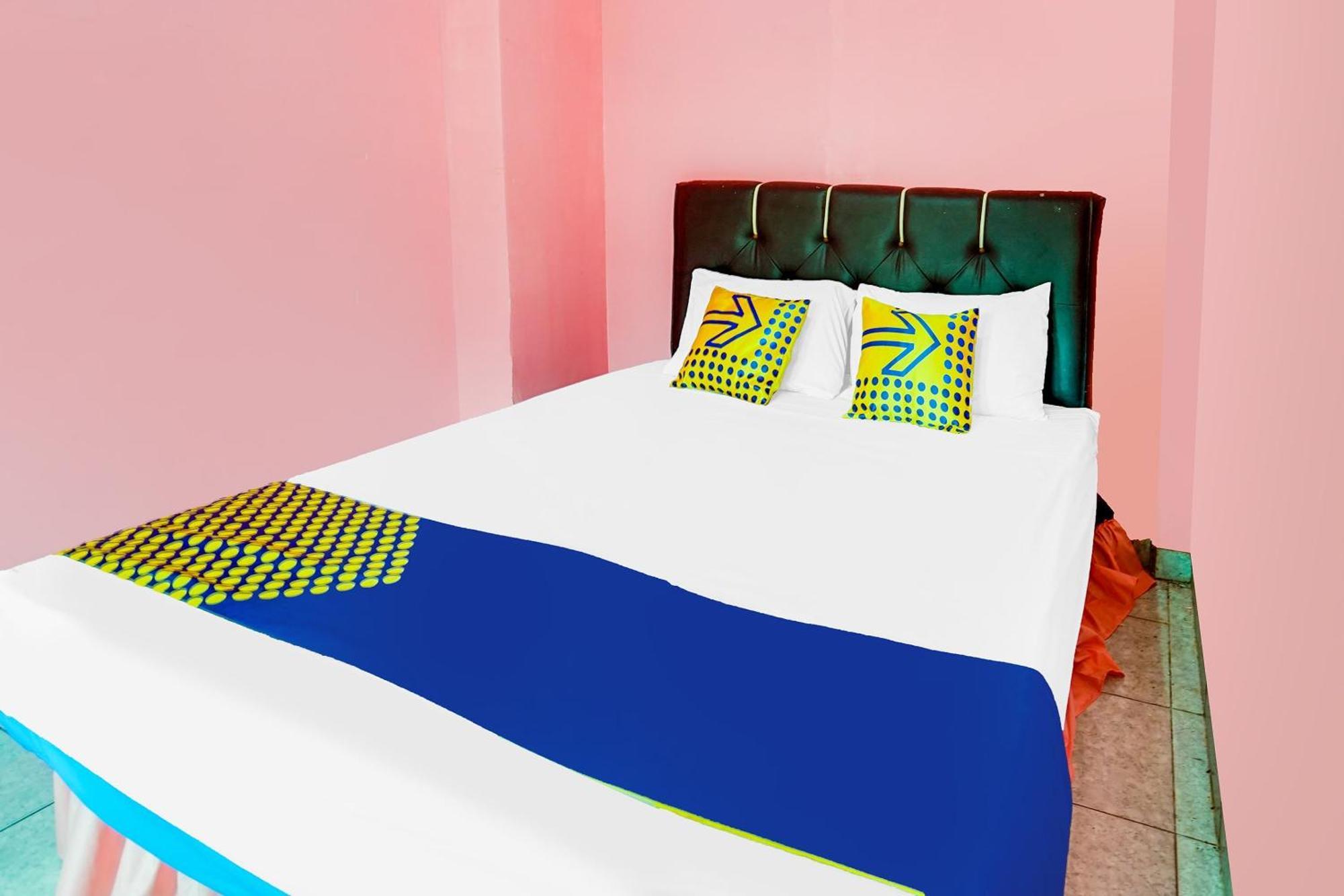 Oyo Life 92046 Garuda Residence パレンバン エクステリア 写真