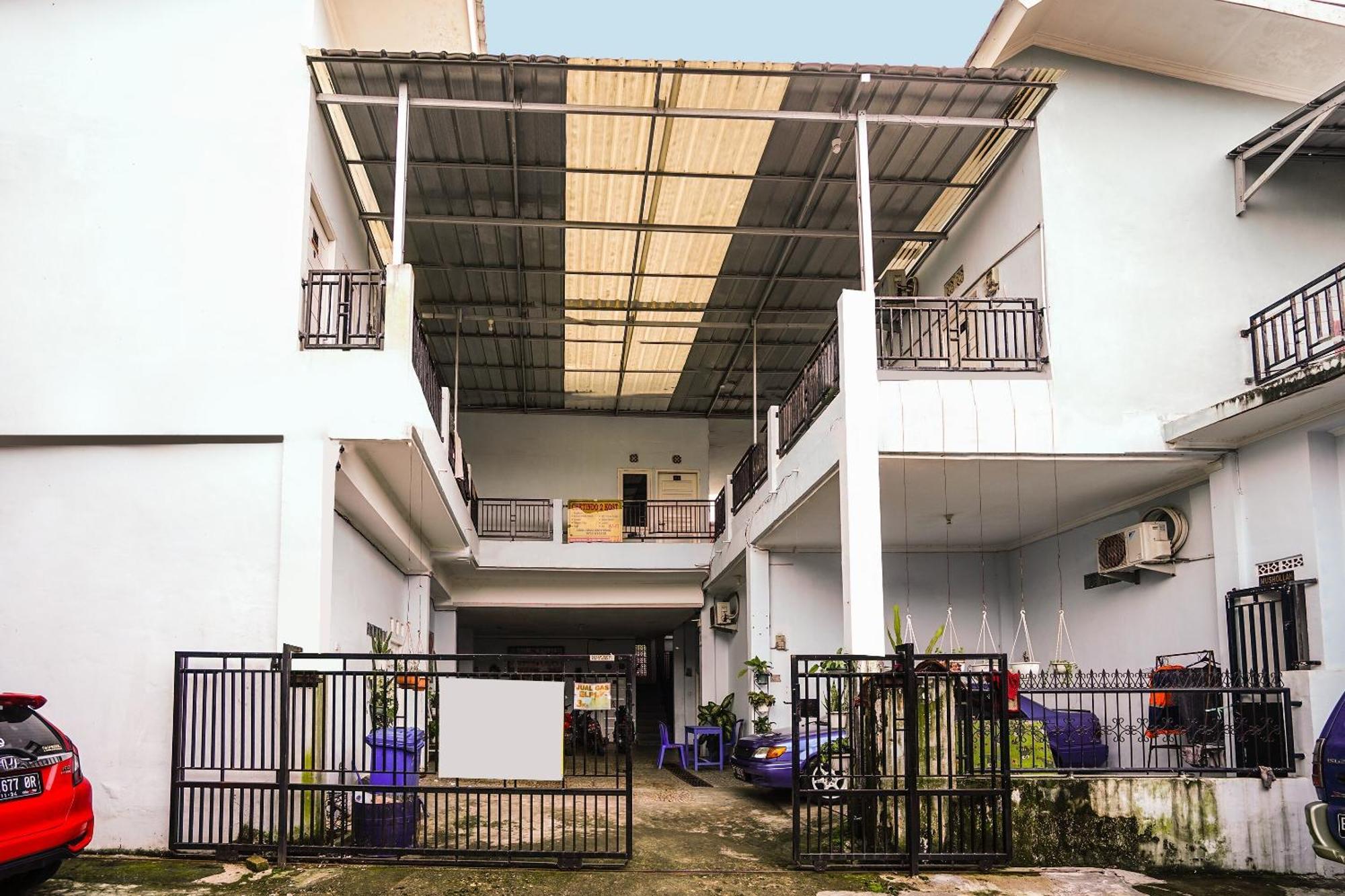 Oyo Life 92046 Garuda Residence パレンバン エクステリア 写真